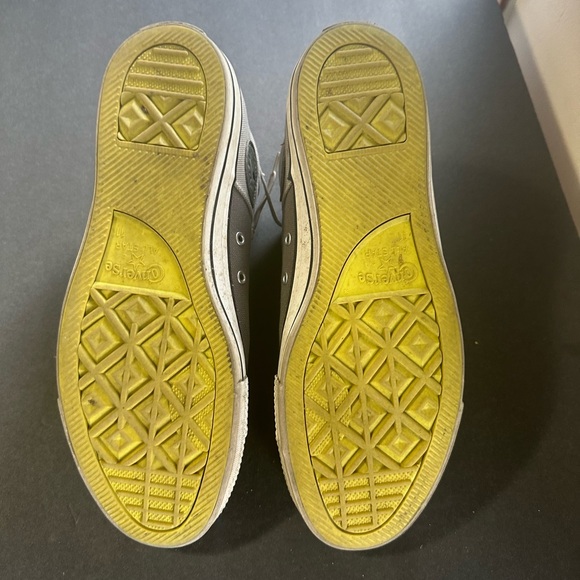 Tri color converse - Picture 2 of 3